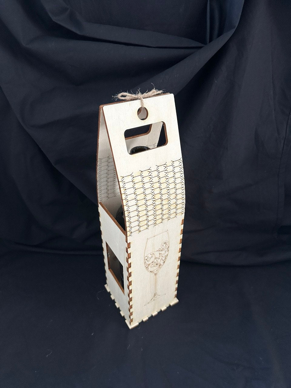 Cutie Vin Tradițională