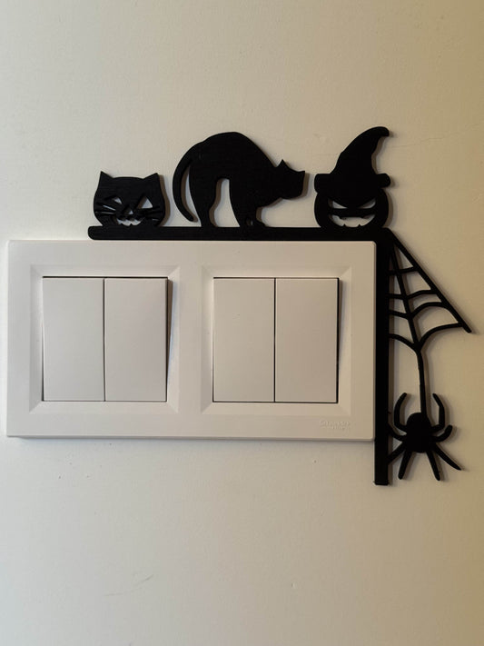 Pisică Dovleci și păianjen